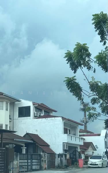 Rumah Teres untuk Dijual di Taman Aman Putra (Puchong) - Daniel Yong - Exterior - PropertyGuru.com.my