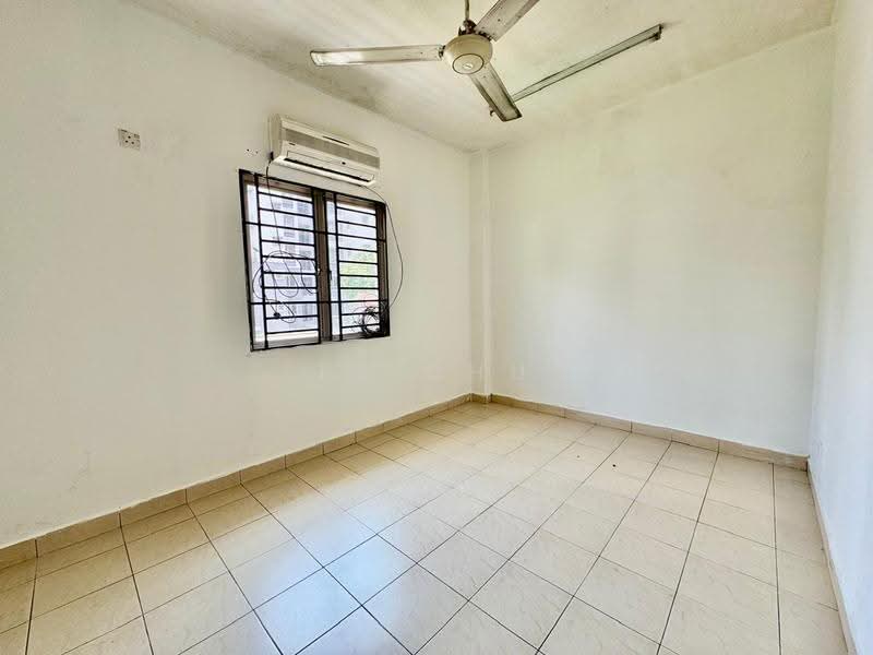 Pangsapuri untuk Dijual di Pangsapuri Randa - LS Chu - Interior - PropertyGuru.com.my