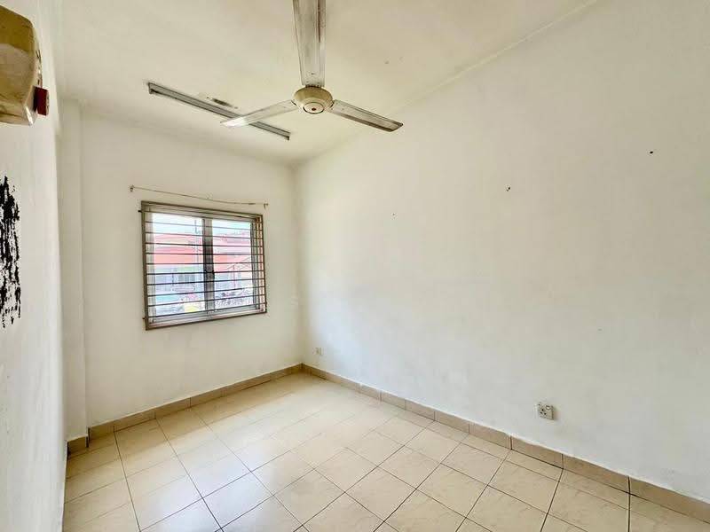 Pangsapuri untuk Dijual di Pangsapuri Randa - LS Chu - Interior - PropertyGuru.com.my