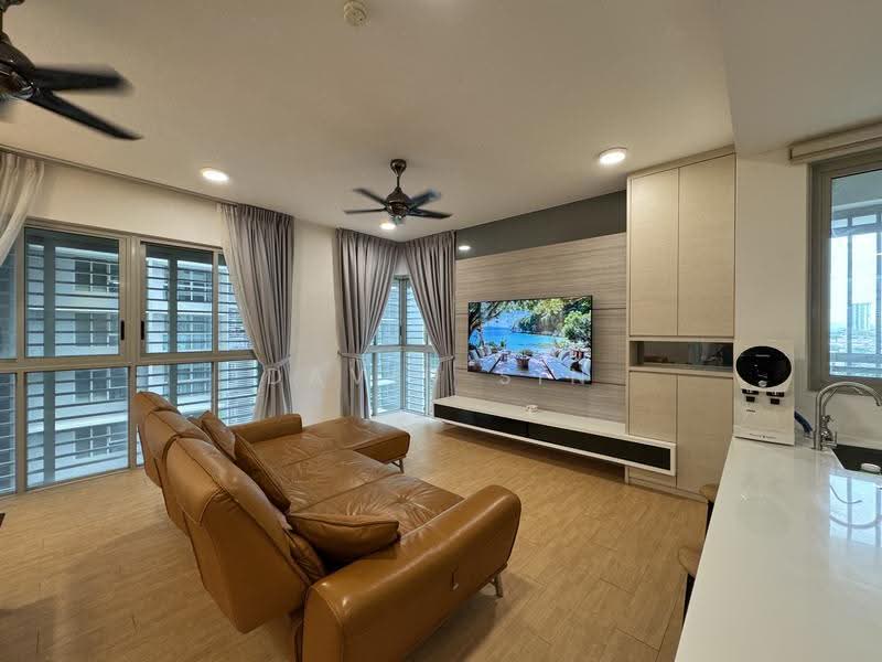 Kediaman Servis untuk Dijual di Cantara Residences - David Sin - Living Room - PropertyGuru.com.my