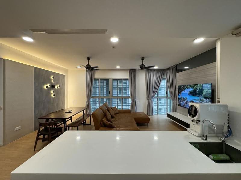 Kediaman Servis untuk Dijual di Cantara Residences - David Sin - Living Room - PropertyGuru.com.my