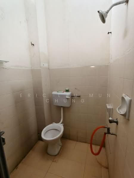 Rumah Teres 2 Tingkat untuk Dijual di Taman Puchong Perdana (Puchong) - Eric Lau Mun Chung - Bathroom - PropertyGuru.com.my