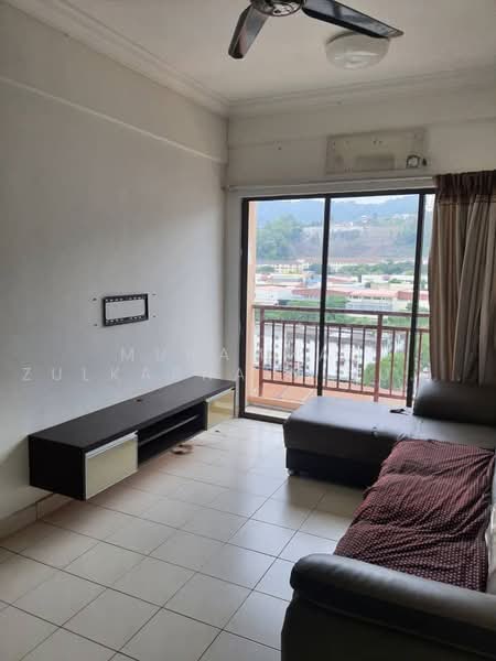 Kondominium untuk Dijual di Glen View Villa - Muhammad Zulkarnain Nur Salim - Living Room - PropertyGuru.com.my