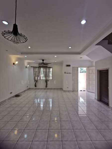 Rumah Teres 2 Tingkat untuk Dijual di Sungai Buloh (Selangor) - Elaine Lian - Living Room - PropertyGuru.com.my