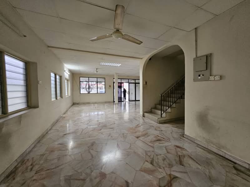 Rumah Berkembar untuk Dijual di Taman Green Lane (Jelutong) - Meng . - Interior - PropertyGuru.com.my