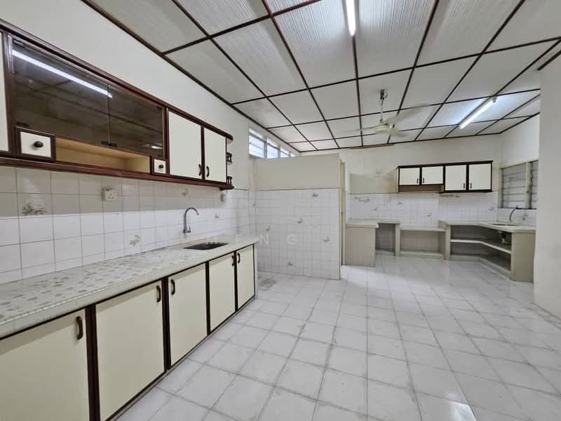 Rumah Berkembar untuk Dijual di Taman Green Lane (Jelutong) - Meng . - Kitchen - PropertyGuru.com.my