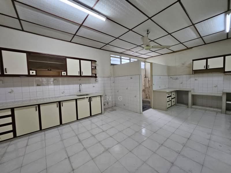 Rumah Berkembar untuk Dijual di Taman Green Lane (Jelutong) - Meng . - Kitchen - PropertyGuru.com.my