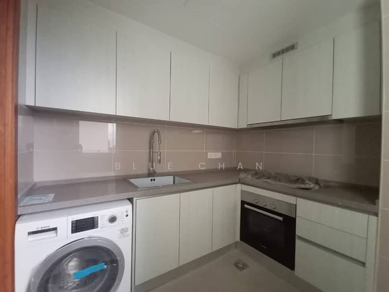 Kondominium untuk Dijual di Paradiso Nuova (Merak Kayangan) - Blue Chan - PropertyGuru.com.my