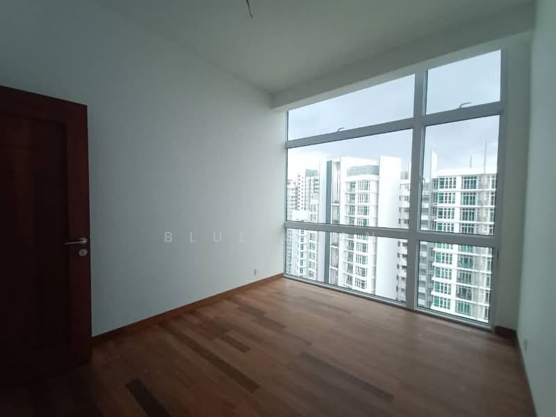 Kondominium untuk Dijual di Paradiso Nuova (Merak Kayangan) - Blue Chan - PropertyGuru.com.my