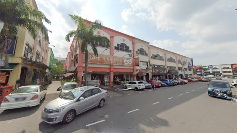 Kedai untuk Disewa di Pusat Perdagangan Seri Kembangan (Seri Kembangan) - Alven Lim - Exterior - PropertyGuru.com.my