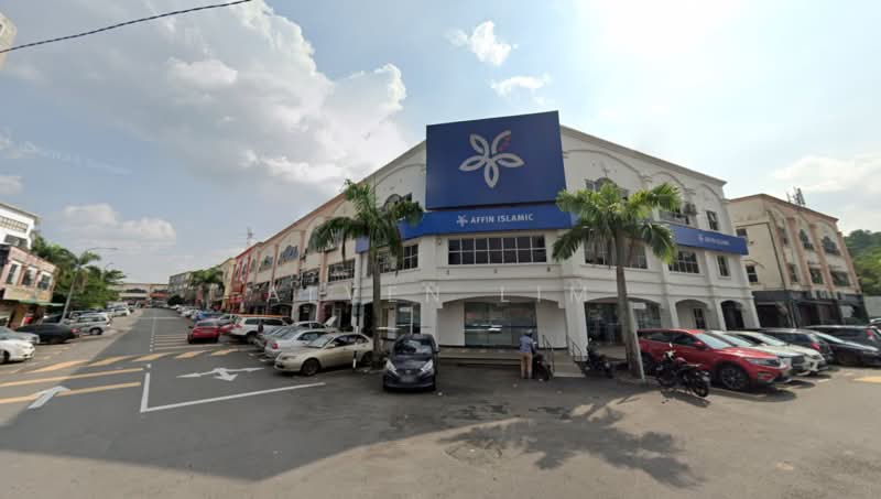 Kedai untuk Disewa di Pusat Perdagangan Seri Kembangan (Seri Kembangan) - Alven Lim - Exterior - PropertyGuru.com.my