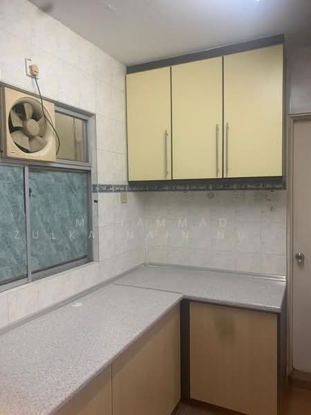 Condominium for Sale at Ketumbar Heights - Muhammad Zulkarnain Nur Salim - Kitchen - PropertyGuru.com.my