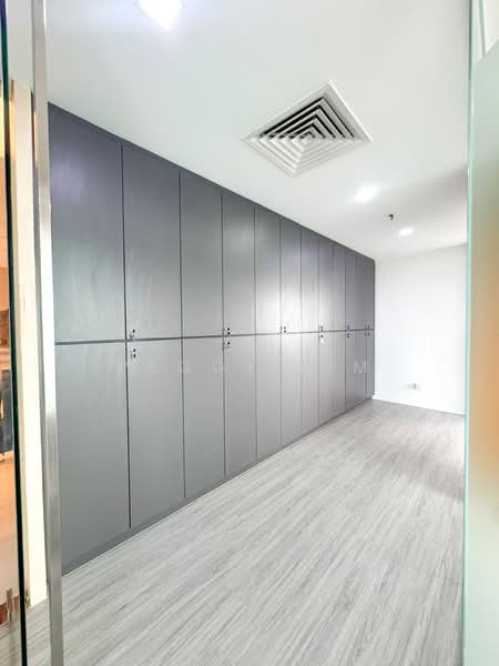 Office for Rent in KL City Centre (Kuala Lumpur) - Peggy Lim - Corridor - PropertyGuru.com.my