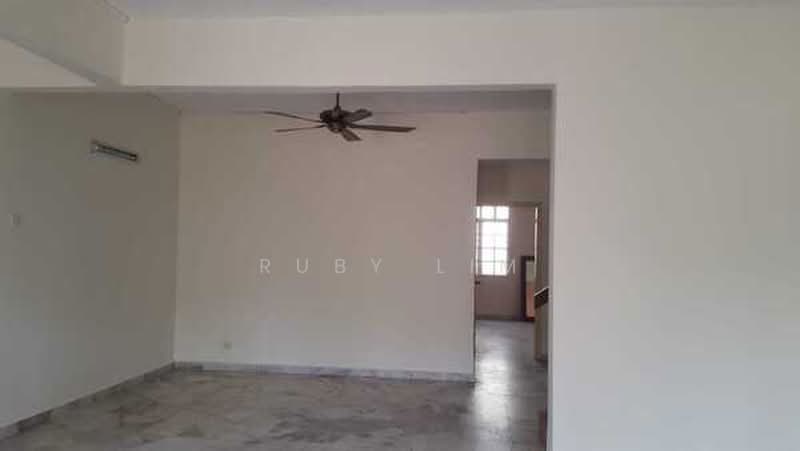Rumah Teres 2 Tingkat untuk Dijual di Bandar Kinrara Seksyen 1 (Bandar Kinrara) - Ruby Lim - Living Room - PropertyGuru.com.my
