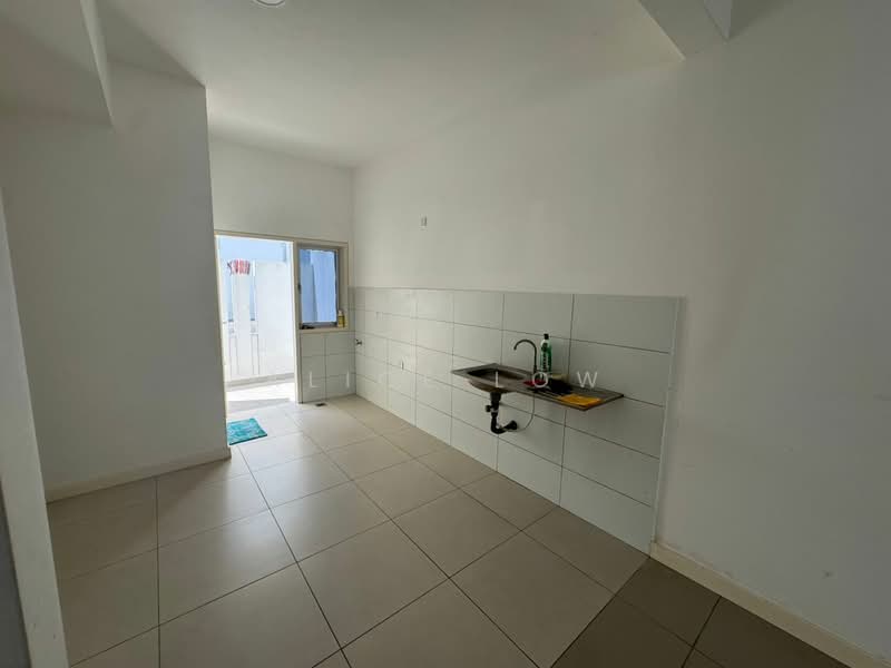 Rumah Teres 2-Tingkat untuk Dijual di Rawang (Selangor) - Alice Low - Kitchen - PropertyGuru.com.my