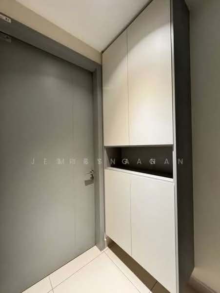 Servis Apartment untuk Disewa di The Era @ Duta North - Miss Gan - Entrance - PropertyGuru.com.my