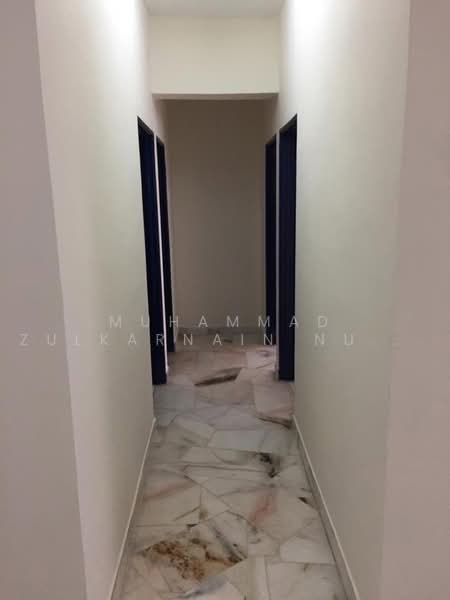 Kondominium untuk Dijual di Nusa Mewah Villa Condominium - Muhammad Zulkarnain Nur Salim - Corridor - PropertyGuru.com.my