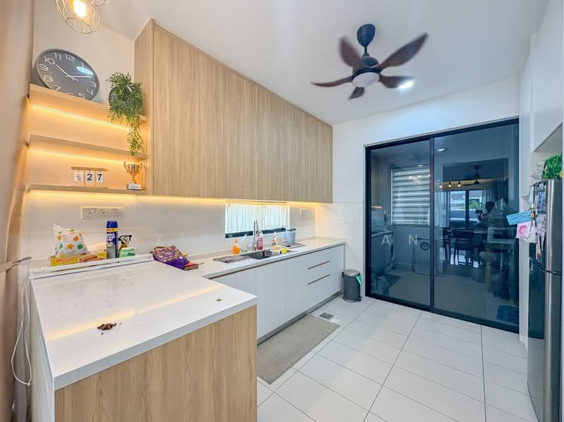 Rumah Teres 2 Tingkat untuk Dijual di Bandar Bukit Raja (Klang) - Azizah Hasan - Kitchen - PropertyGuru.com.my