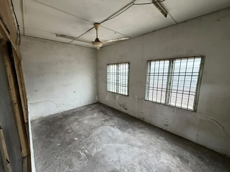 Factory for Sale in Taman Malim Jaya (Bachang) - Wesley Tan - Interior - PropertyGuru.com.my