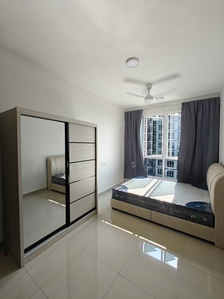 Servis Apartment untuk Dijual di Crescent Bay Suites (Teluk Bayu) - Nikko Soh - Bedroom - PropertyGuru.com.my