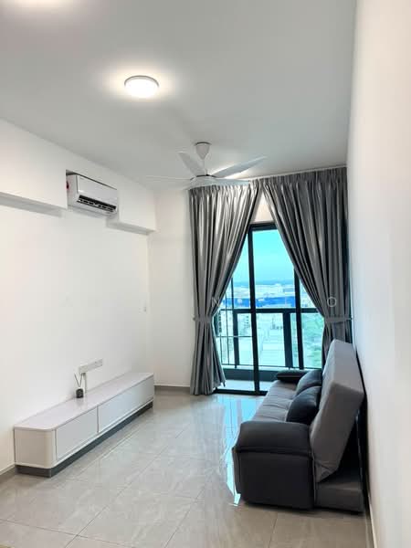 Pangsapuri untuk Disewa di Savana @ Batu Kawan - Angeline Tio - Living Room - PropertyGuru.com.my
