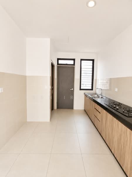 2-storey Terraced House for Sale in Elmina (Shah Alam) - Farah Iryanti - Kitchen - PropertyGuru.com.my