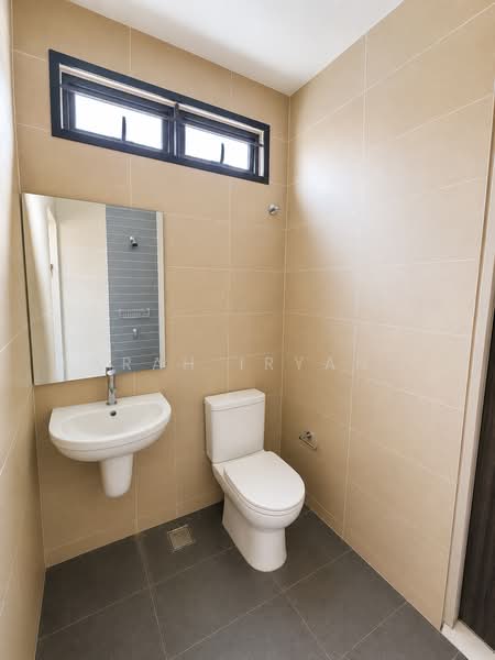 2-storey Terraced House for Sale in Elmina (Shah Alam) - Farah Iryanti - Bathroom - PropertyGuru.com.my
