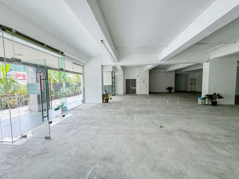 Kedai / Pejabat untuk Disewa di KL City Centre (Kuala Lumpur) - Hafiz Shariff - Entrance - PropertyGuru.com.my