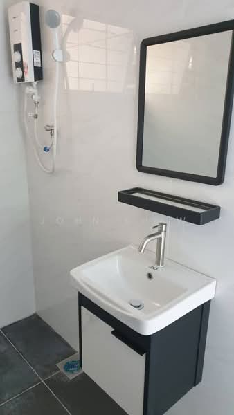 Apartment for Sale at Pangsapuri Saraka - John Khaw - Bathroom - PropertyGuru.com.my
