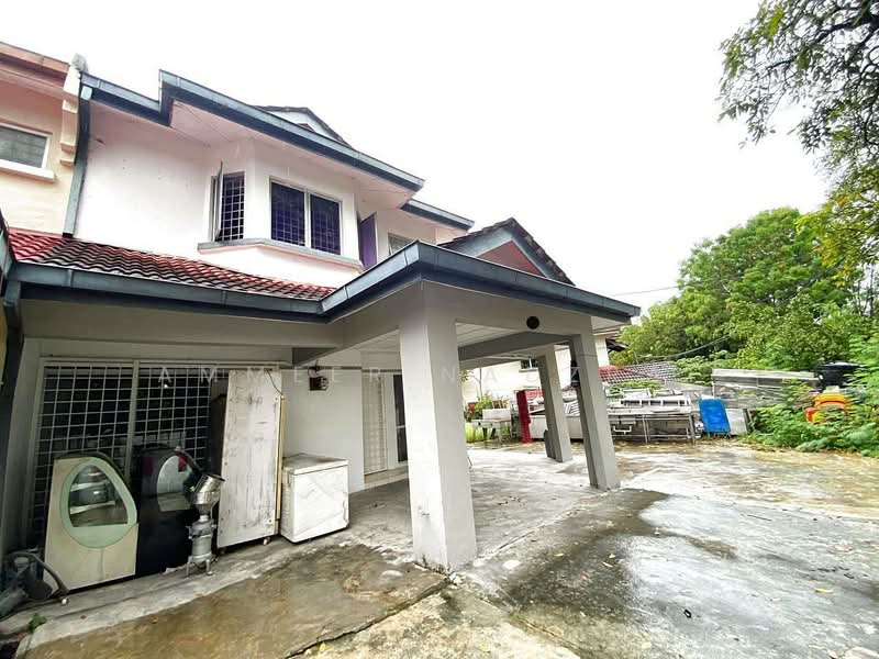 Rumah Teres 2 Tingkat untuk Dijual di Taman Lestari Putra (Seri Kembangan) - Ammeer Nadzrai - Exterior - PropertyGuru.com.my