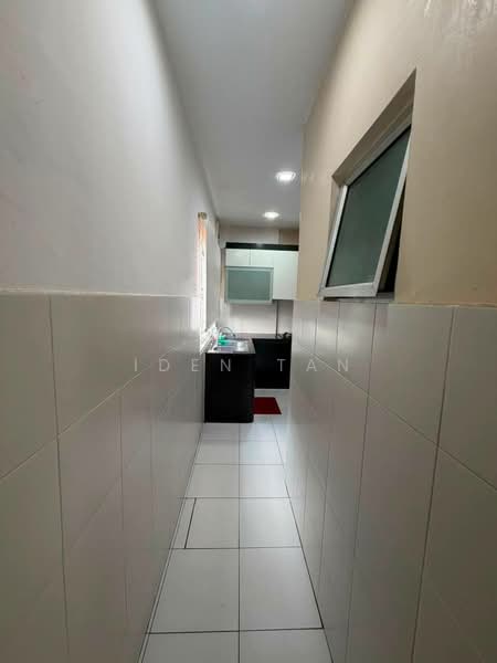 2-storey Terraced House for Sale in Nusa Bayu (Iskandar Puteri (Nusajaya)) - Iden Tan - Kitchen - PropertyGuru.com.my