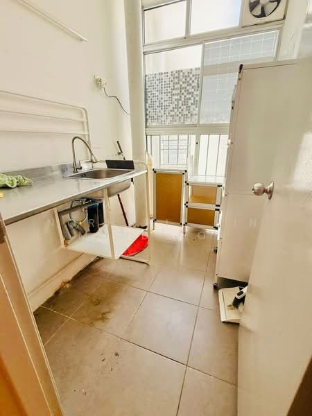 Servis Apartment untuk Disewa di The Zizz @ Damansara North - Norhafiz Bin Mohd Nor - Kitchen - PropertyGuru.com.my