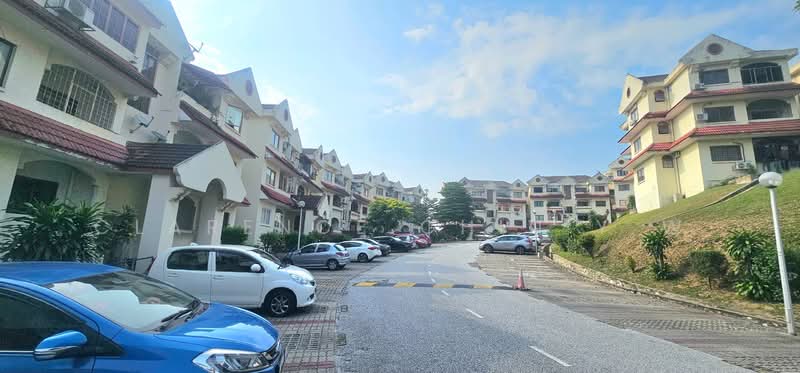Apartment for Sale at Subang Jaya Lafite - Clarence Chin Y W - Exterior - PropertyGuru.com.my