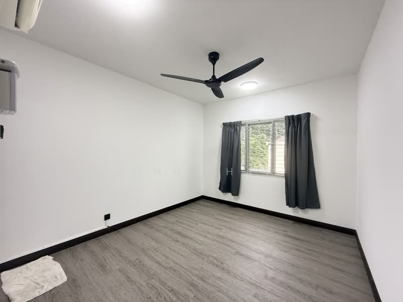 Apartment for Sale at Pangsapuri Saraka - John Khaw - Bedroom - PropertyGuru.com.my