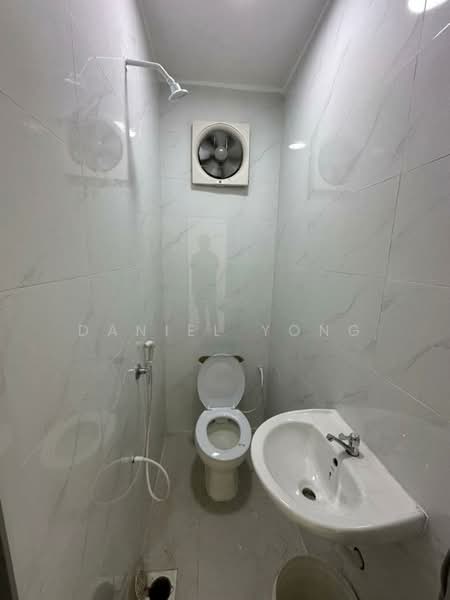 Rumah Teres 2 Tingkat untuk Dijual di Taman Kota Masai (Pasir Gudang) - Daniel Yong - Bathroom - PropertyGuru.com.my