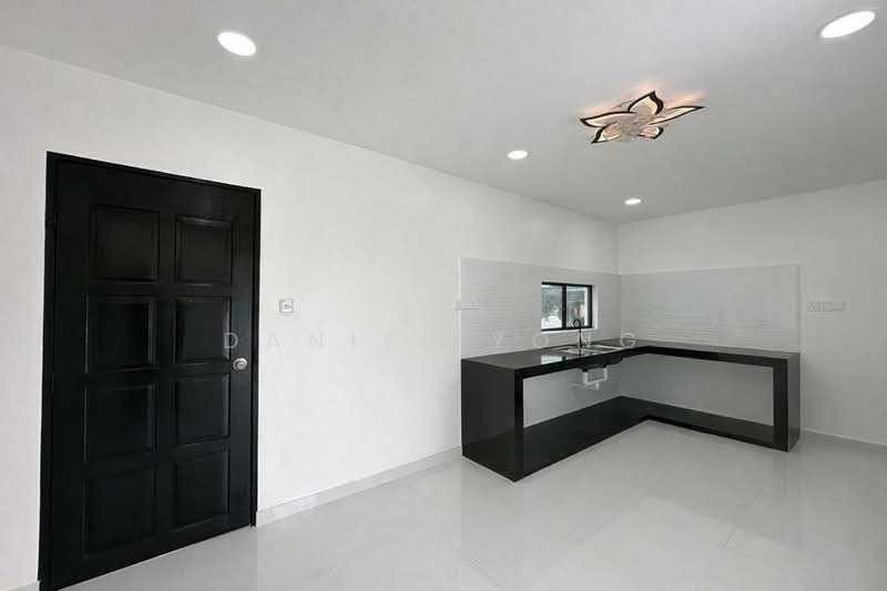 Rumah Teres 2 Tingkat untuk Dijual di Taman Kota Masai (Pasir Gudang) - Daniel Yong - Kitchen - PropertyGuru.com.my