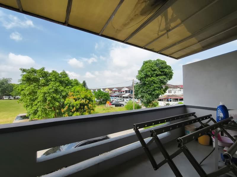 Rumah Teres 2 Tingkat untuk Dijual di Taman Klang Utama (Kapar) - Janice Tang - Balcony - PropertyGuru.com.my