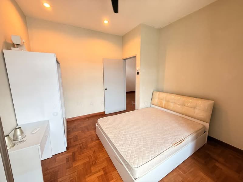 Rumah Teres 2-Tingkat untuk Dijual di Taman Pelangi Indah (Ulu Tiram) - Mars Hoe - PropertyGuru.com.my