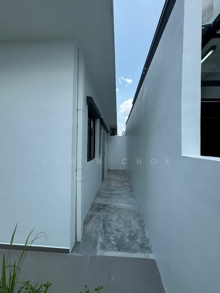 Semi-Detached House for Sale in Setia Utama (Setia Alam) - Elwin Chok - Exterior - PropertyGuru.com.my