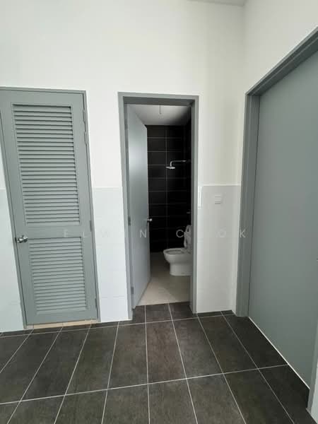 Semi-Detached House for Sale in Setia Utama (Setia Alam) - Elwin Chok - Bathroom - PropertyGuru.com.my