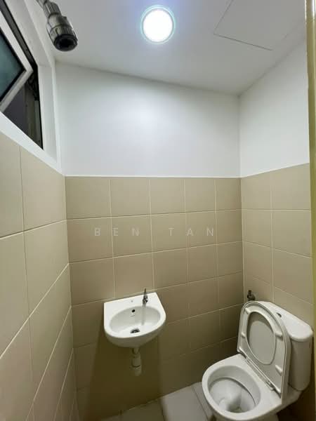 Condominium for Rent at Scenaria @ North Kiara Hills - Ben Tan - Bathroom - PropertyGuru.com.my