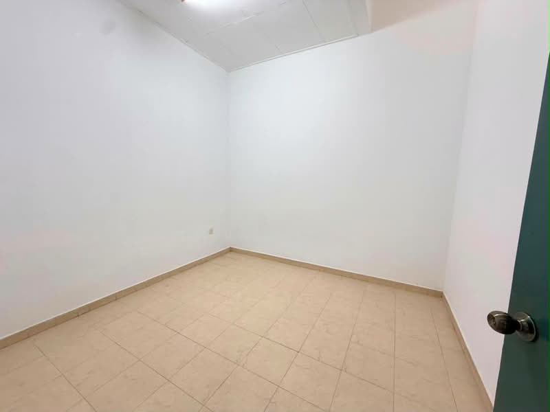 Rumah Teres 1 Tingkat untuk Dijual di Bandar Putra (Kulai) - Iden Tan - Interior - PropertyGuru.com.my
