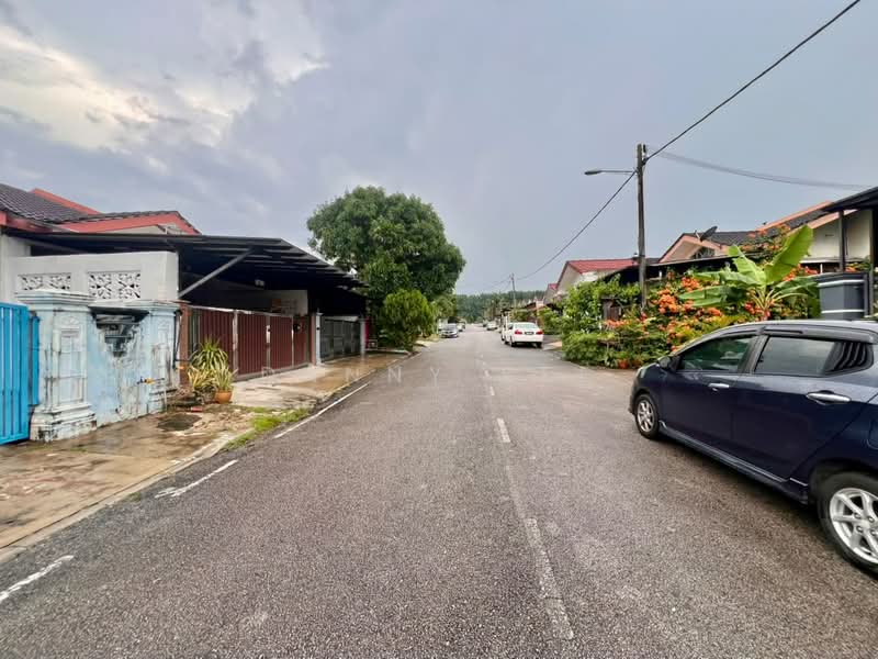 Rumah Teres 1 Tingkat untuk Dijual di Bandar Putra (Kulai) - Danny See - Exterior - PropertyGuru.com.my