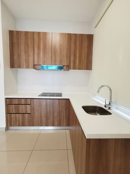 Servis Apartment untuk Disewa di Pacific Star - Derrick Tan - Kitchen - PropertyGuru.com.my