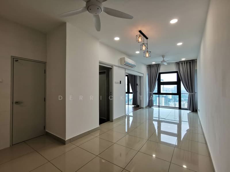 Servis Apartment untuk Disewa di Pacific Star - Derrick Tan - Living Room - PropertyGuru.com.my