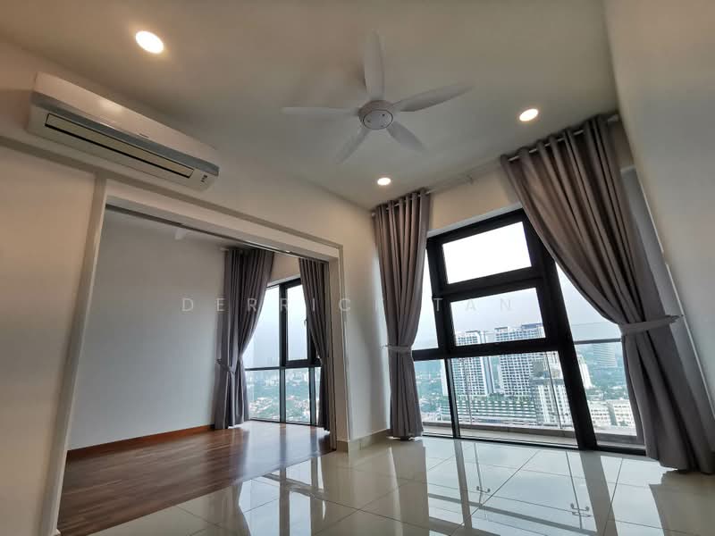 Servis Apartment untuk Disewa di Pacific Star - Derrick Tan - View - PropertyGuru.com.my