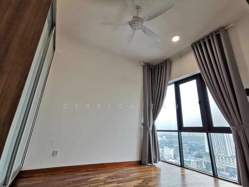 Servis Apartment untuk Disewa di Pacific Star - Derrick Tan - View - PropertyGuru.com.my