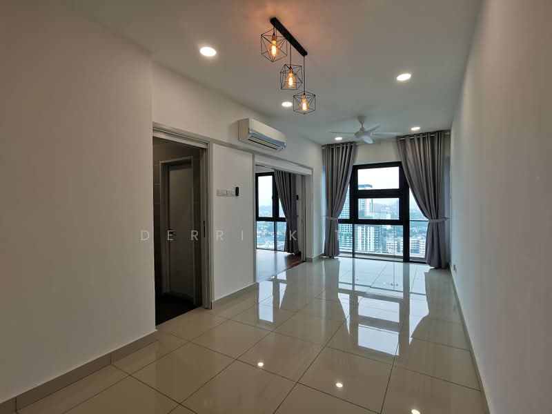 Servis Apartment untuk Disewa di Pacific Star - Derrick Tan - Living Room - PropertyGuru.com.my