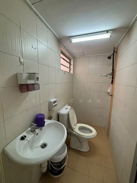 Townhouse for Rent in Batu Caves (Selangor) - Eliz Chan - Bathroom - PropertyGuru.com.my