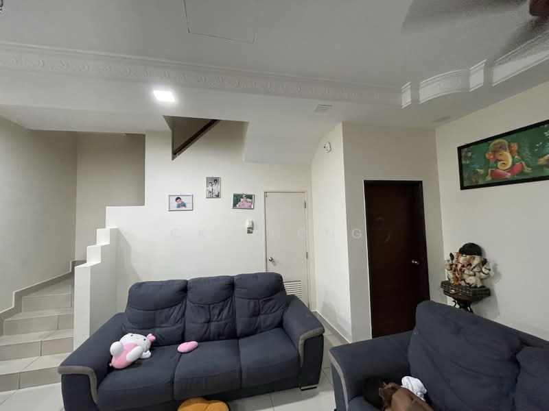 Rumah Teres 2 Tingkat untuk Dijual di Taman Cheras Idaman (Cheras) - CK Chong - Living Room - PropertyGuru.com.my